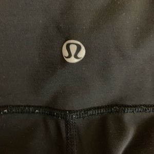 lululemon athletica Pants - Lulu Lemon Legging Crop lululemon athletica Pants - Lulu Lemon Legging Crop